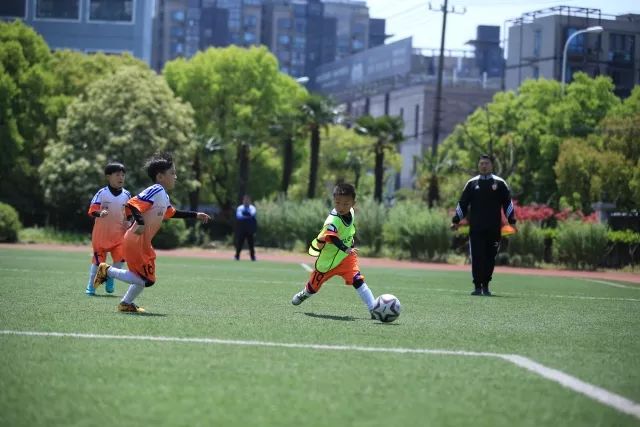 女排世俱杯科内3-0挫米兰晋级决赛 将与天津争冠